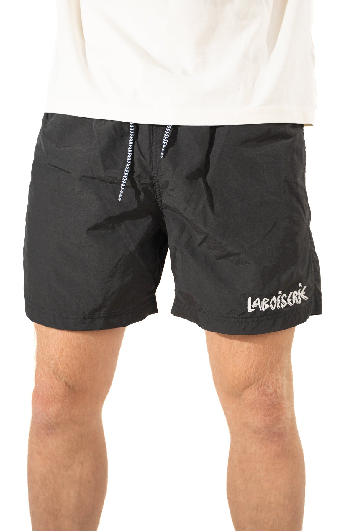 LE SHORT DE BAIN NOIR BOISERIE RACE