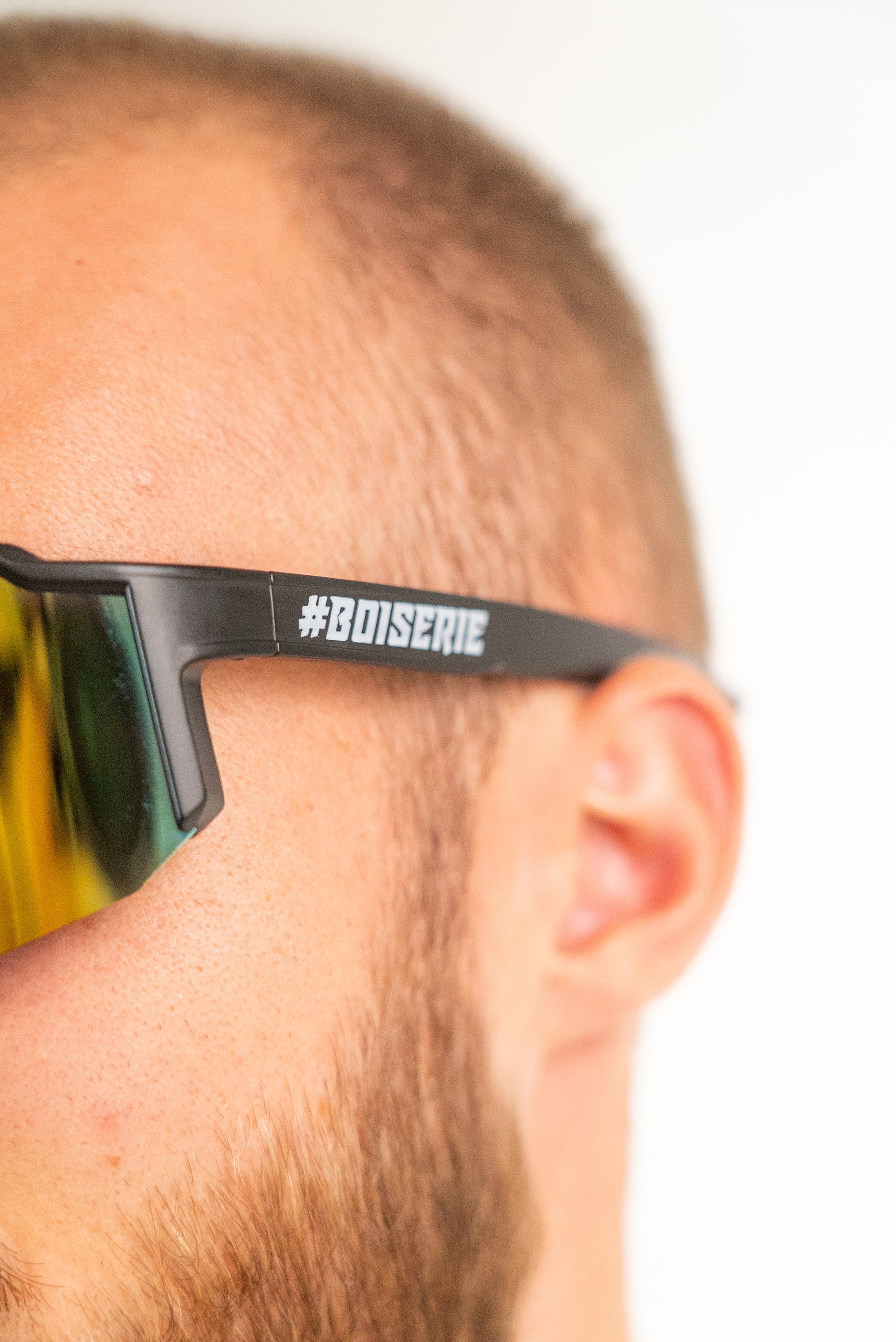 LES LUNETTES BOISERIE ARC EN CIEL V2
